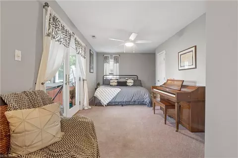 Bedroom - 21 Channel Ln, Hampton, VA 23664 photo 6 of 6