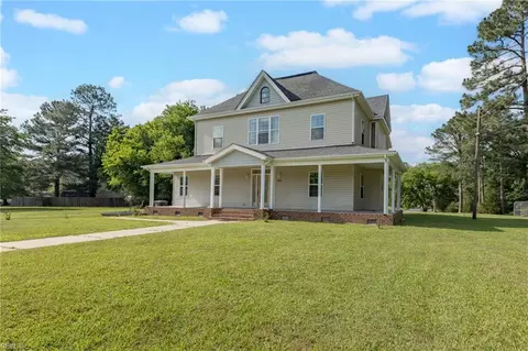608 Brunswick Ave, Emporia, VA 23847