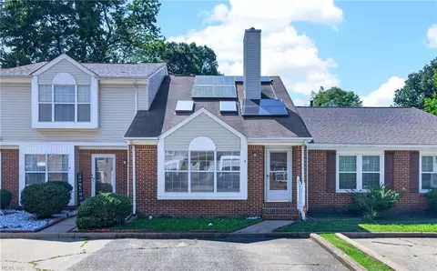 4 Chinaberry Pl, Hampton, VA 23666