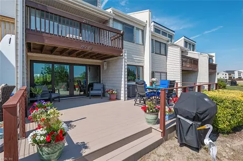 3912 Whispering Oaks Pl #101, Virginia Beach, VA 23455