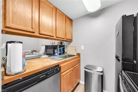 Kitchen - 240 Pacific Dr, Hampton, VA 23666 photo 2 of 3