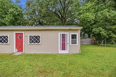 Exterior - 1521 Morgan Dr, Hampton, VA 23663 photo 6 of 6