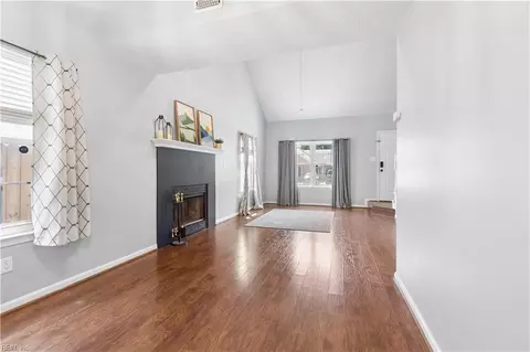 Living - 106 Kincaid Ln, Hampton, VA 23666 photo 2 of 2