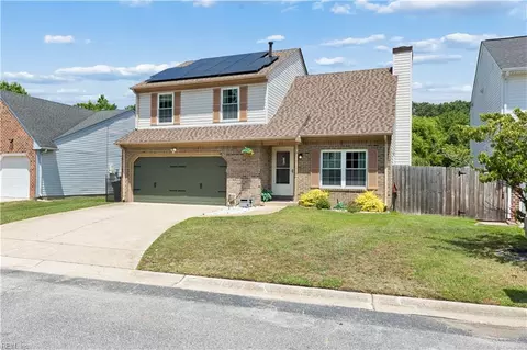 Exterior - 106 Kincaid Ln, Hampton, VA 23666 photo 2 of 5