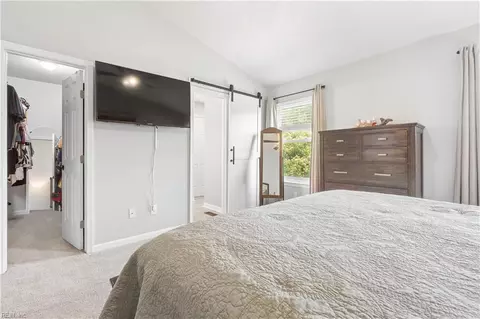 Bedroom - 106 Kincaid Ln, Hampton, VA 23666 photo 3 of 7