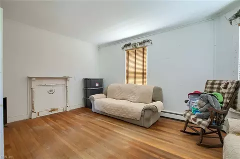Living - 2115 Tabernacle Rd, Mathews County, VA 23045 photo 1 of 1