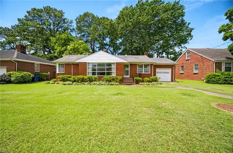 210 Porter Rd, Portsmouth, VA 23707