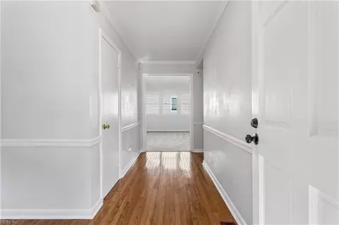 Entry Way - 190 Salt Pond Rd, Hampton, VA 23664 photo 1 of 1