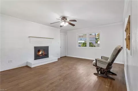 Living - 190 Salt Pond Rd, Hampton, VA 23664 photo 7 of 7