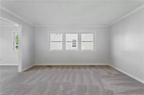 Living - 190 Salt Pond Rd, Hampton, VA 23664 photo 1 of 7