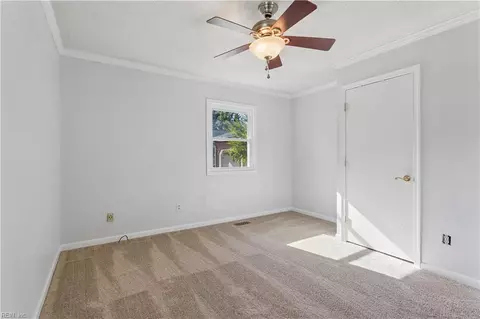 Bedroom - 190 Salt Pond Rd, Hampton, VA 23664 photo 7 of 11