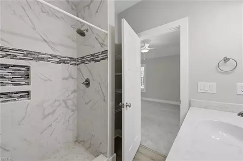 Entry Way - 509 Burns Dr, Kill Devil Hills, NC 27948 photo 5 of 12