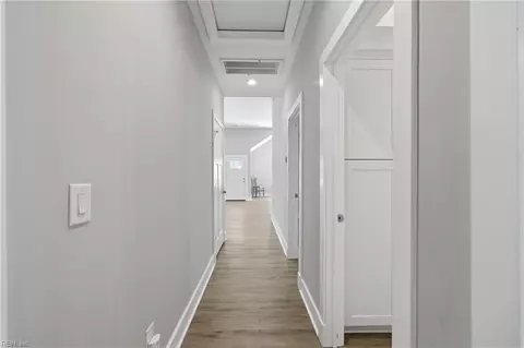 Entry Way - 509 Burns Dr, Kill Devil Hills, NC 27948 photo 6 of 12
