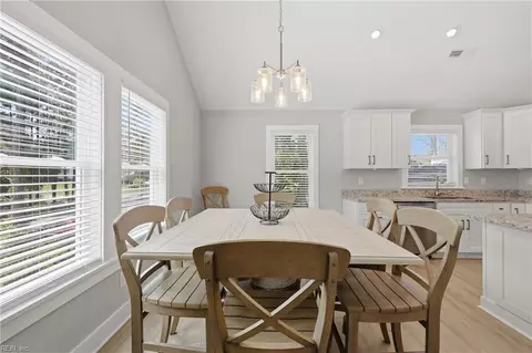Dining - 509 Burns Dr, Kill Devil Hills, NC 27948 photo 3 of 3