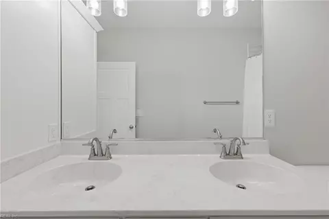 Bath - 509 Burns Dr, Kill Devil Hills, NC 27948 photo 1 of 5