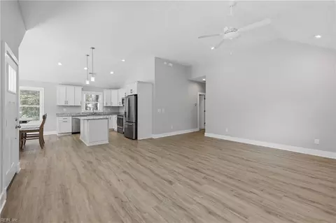 Living - 509 Burns Dr, Kill Devil Hills, NC 27948 photo 1 of 2