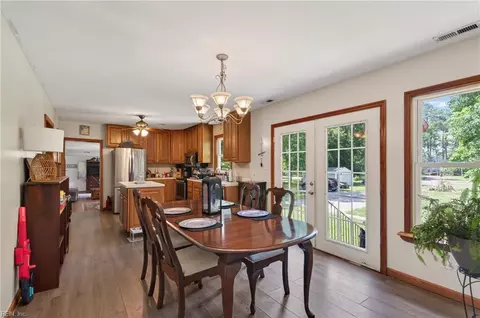 Dining - 12 Holston Ln, Hampton, VA 23664 photo 5 of 5