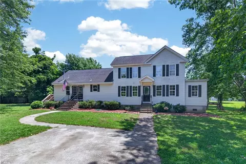 Exterior - 12 Holston Ln, Hampton, VA 23664 photo 3 of 6