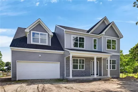 1453 Whittamore Rd, Chesapeake, VA 23322