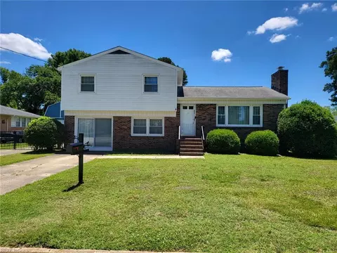 407 Shoreline Dr, Hampton, VA 23669