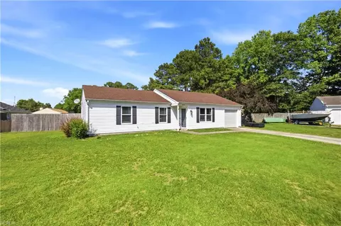 4004 Lanae Ct, Chesapeake, VA 23321
