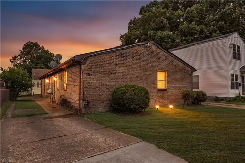 2305 Palmyra St, Norfolk, VA 23513