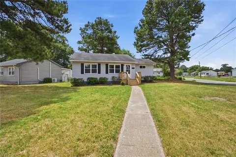 745 Bold St, Portsmouth, VA 23701