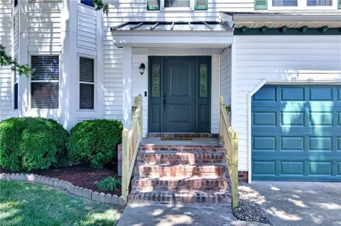 1124 Kilby Dr, Chesapeake, VA 23320