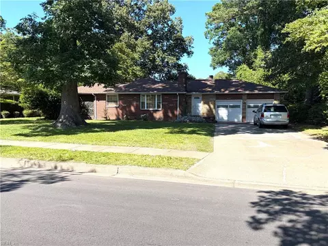 6916 Riddick St, Norfolk, VA 23518