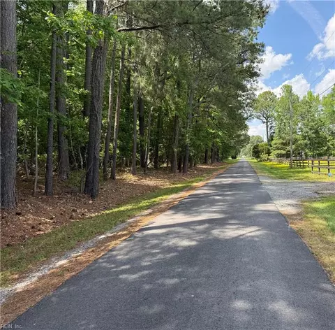 6701 Crittenden Rd, Suffolk, VA 23432