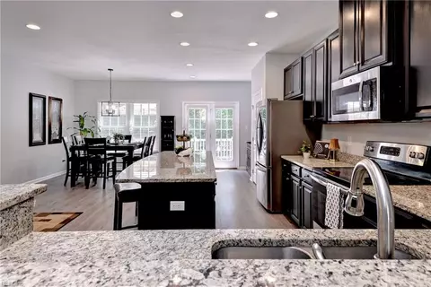 125 Parkway Ct, Williamsburg, VA 23185