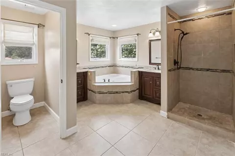 Bath - 803 Gresham Way, Chesapeake, VA 23323 photo 2 of 4