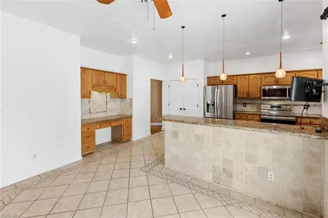 Kitchen - 803 Gresham Way, Chesapeake, VA 23323 photo 1 of 5