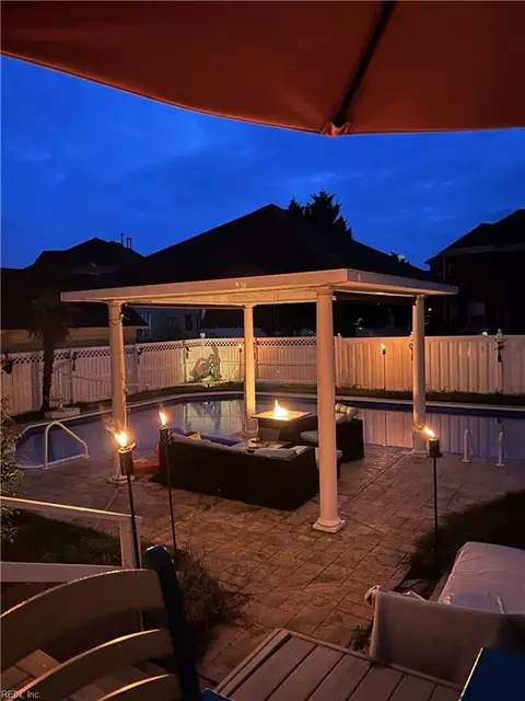 Exterior - 803 Gresham Way, Chesapeake, VA 23323 photo 11 of 15