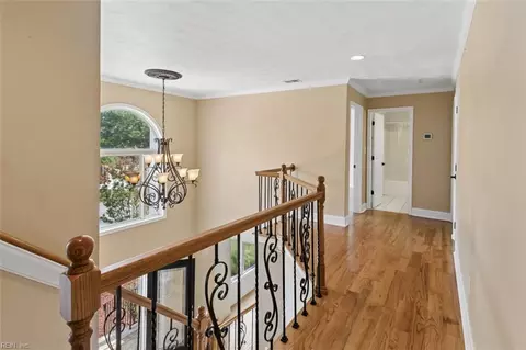 Entry Way - 803 Gresham Way, Chesapeake, VA 23323 photo 4 of 5