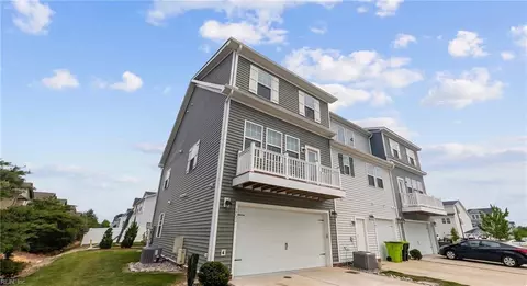 1701 Pasture Pl, Chesapeake, VA 23323