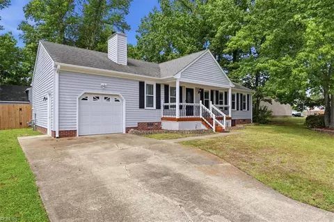 2312 Piers Lndg, Chesapeake, VA 23323