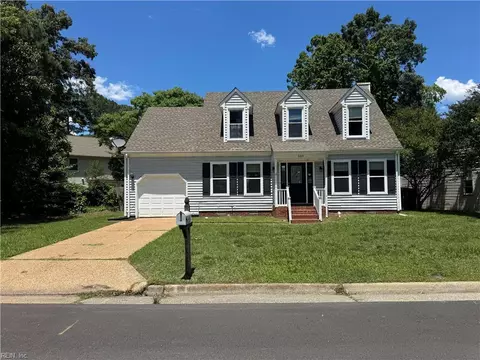 939 Coach Trl, Newport News, VA 23608