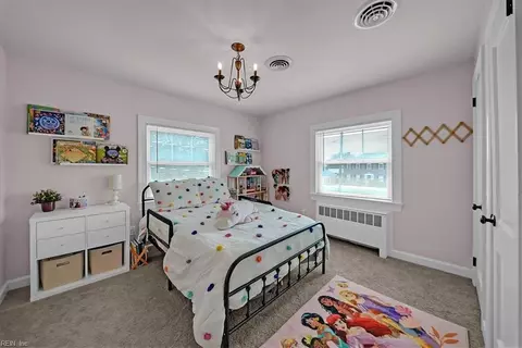 Bedroom - 4203 Chesapeake Ave, Hampton, VA 23669 photo 4 of 5