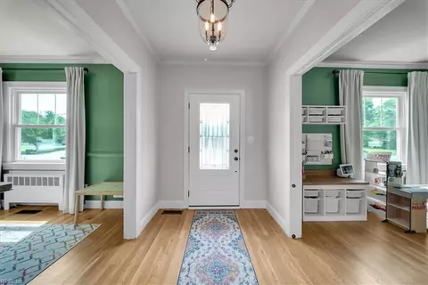 Entry Way - 4203 Chesapeake Ave, Hampton, VA 23669 photo 3 of 5