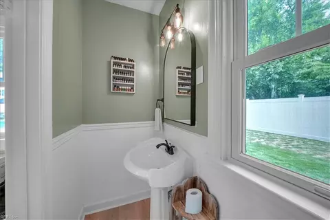 Bath - 4203 Chesapeake Ave, Hampton, VA 23669 photo 2 of 4