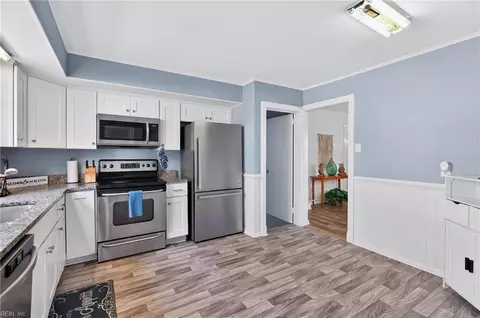 Kitchen - 32 Lancaster Ter, Hampton, VA 23666 photo 1 of 3