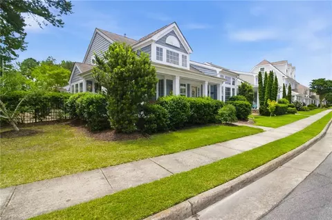 5565 Memorial Dr, Virginia Beach, VA 23455