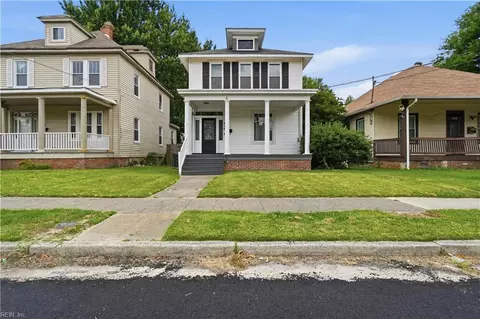 Exterior - 416 Lee St, Hampton, VA 23669 photo 2 of 9