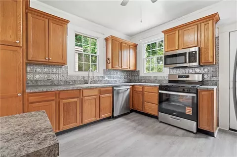 Kitchen - 416 Lee St, Hampton, VA 23669 photo 1 of 3