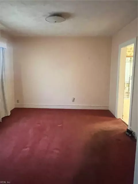 Bedroom - 230 Hampton Roads Ave, Hampton, VA 23661 photo 1 of 3