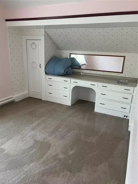 Bedroom - 230 Hampton Roads Ave, Hampton, VA 23661 photo 3 of 3