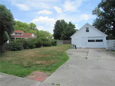 Exterior - 230 Hampton Roads Ave, Hampton, VA 23661 photo 3 of 3
