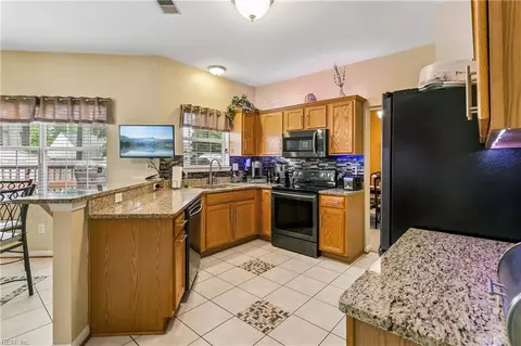 Kitchen - 828 Sheffield St, Hampton, VA 23666 photo 1 of 4
