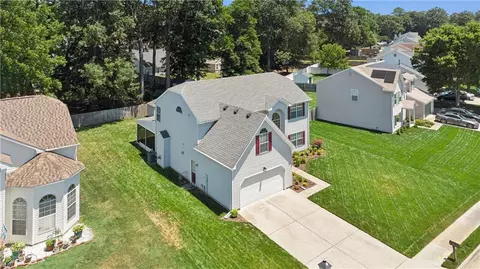 View/Area - 828 Sheffield St, Hampton, VA 23666 photo 2 of 3